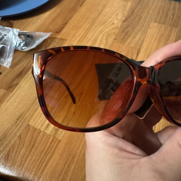Michael Kors M8818 Women’s Sunglasses 58mm Tortoise Brown MK Logo main image 8
